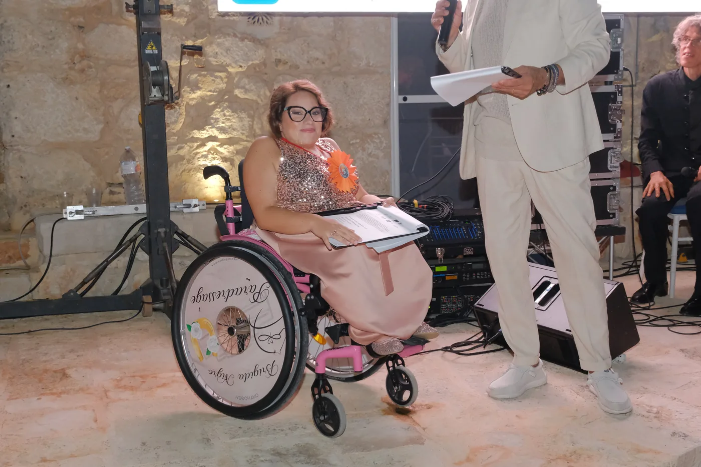 Brigida durante un evento pubblico di Rosa Academy